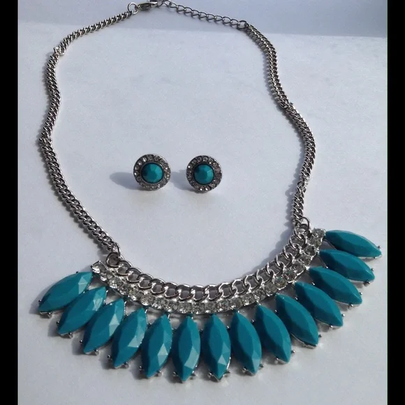 New Statement Necklace, earrings - Picture 2 of 2